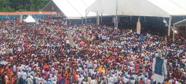PM Modi inaugurates 6-lane bridge in Gaya