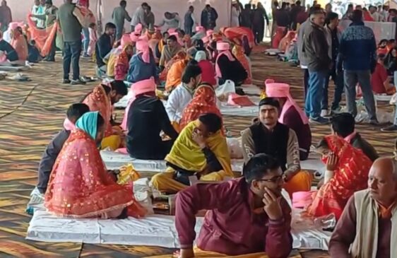Shehnai sounded at the mass wedding ceremony