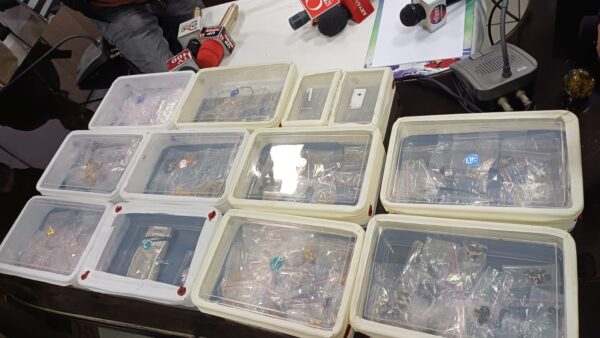 Multi-crore theft from a diamond showroom uncovered