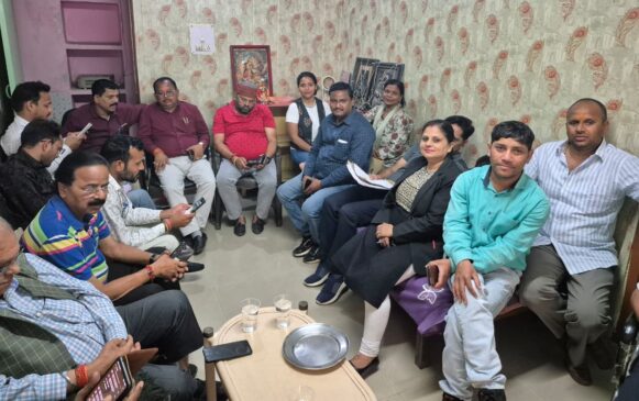 An important meeting of the NUJ UP Lucknow unit with state officials concluded, Outline prepared for a grand journalist felicitation ceremony on Narada Jayanti.