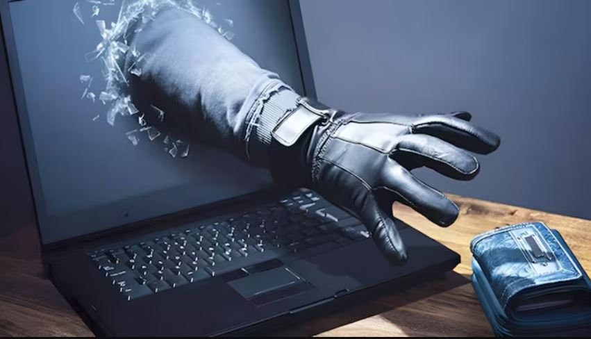 Fraud of five crores in the name of online trading, case registered against many, case has been registered against three people including the couple and investigation has been started.