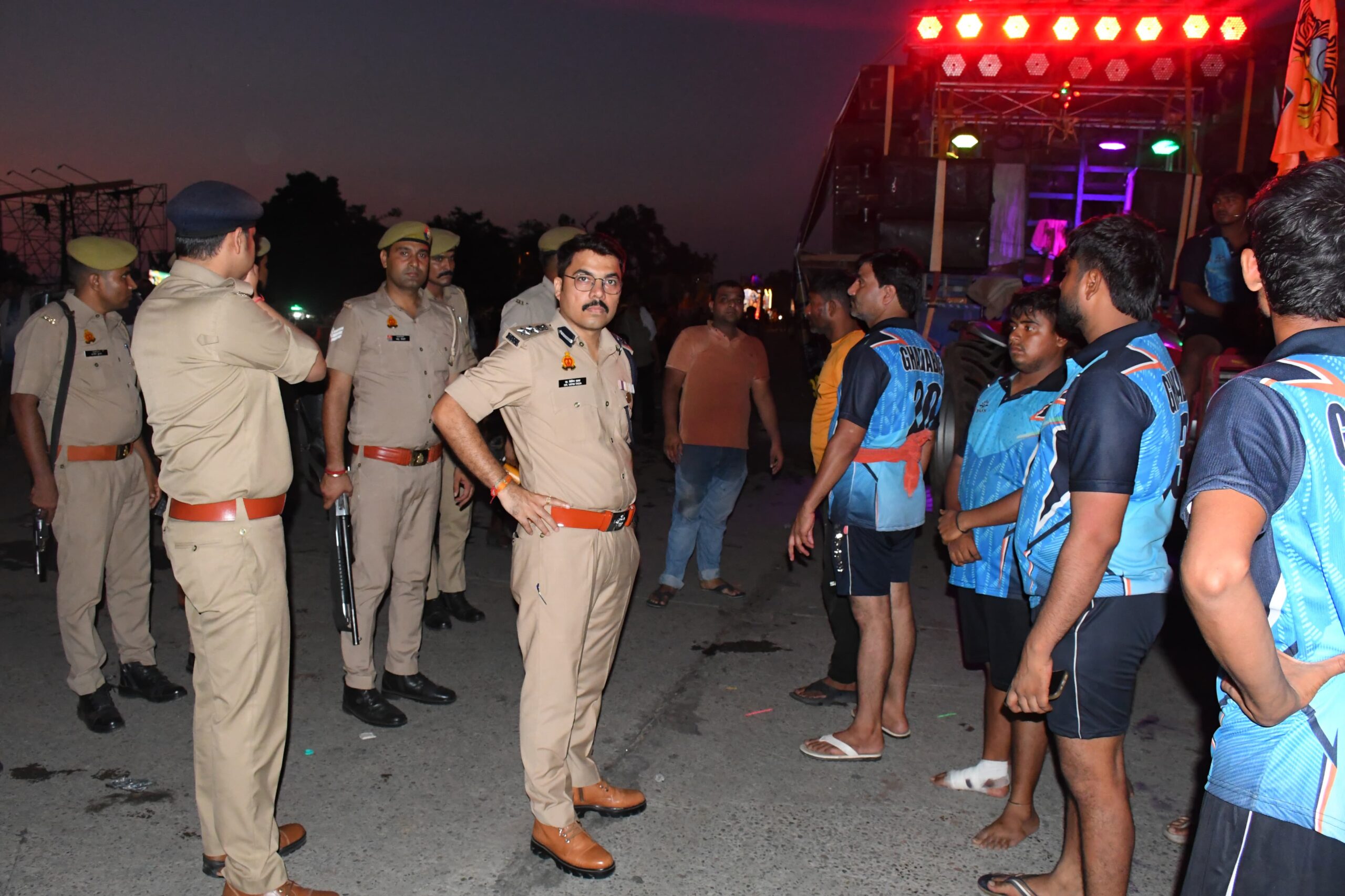 No entry of trucks and buses on Meerut Delhi Expressway from today