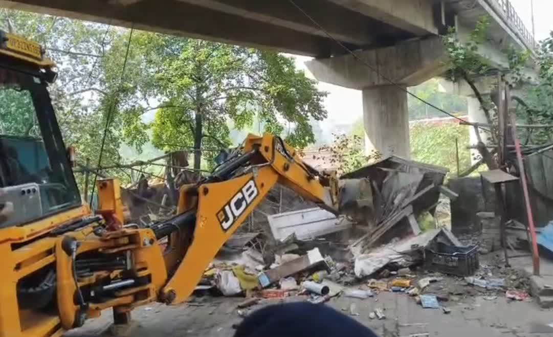Railway bulldozers were used in Lucknow