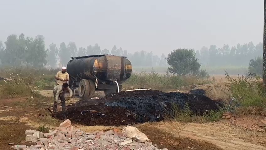 Smelly tyre oil is being dumped into potholes Pollution Department merely issuing a warning.