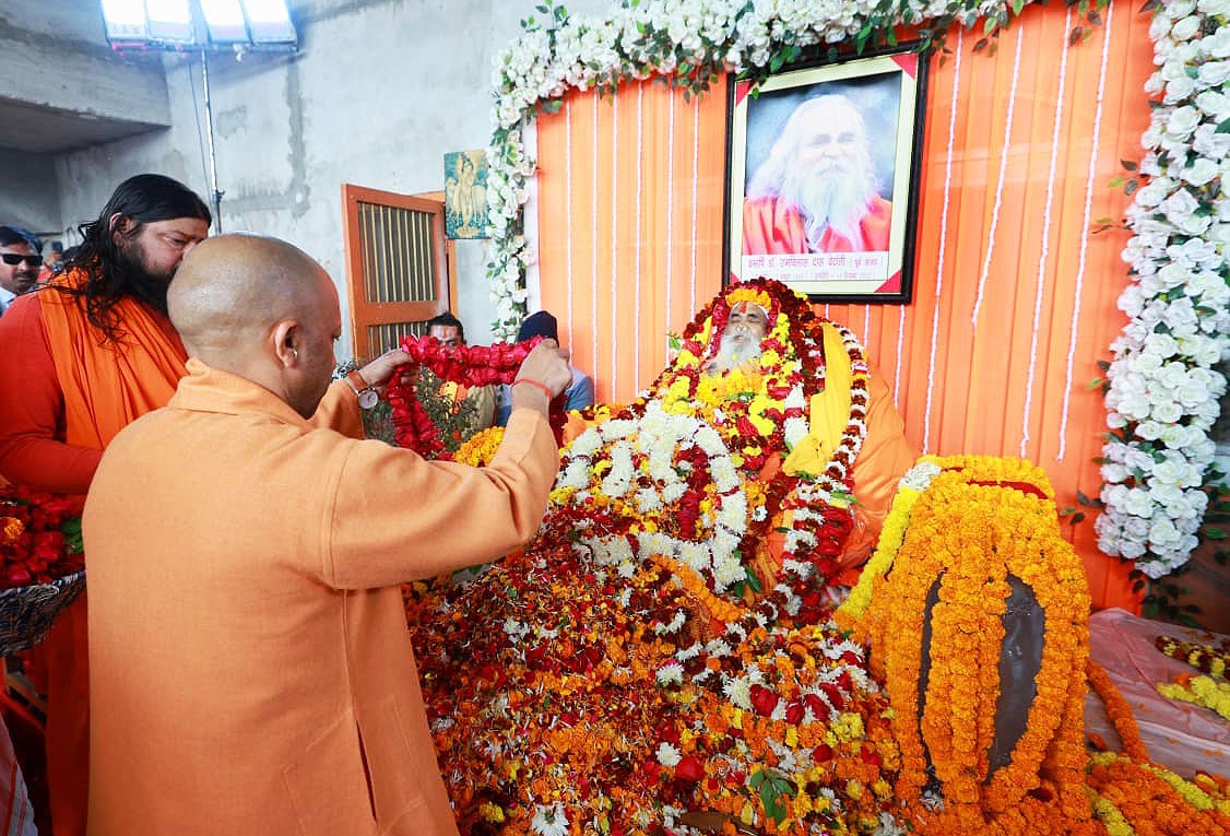 CM Yogi in Ayodhya