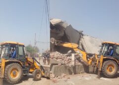बदायूं में HPCL अधिकारियों की हत्या के आरोपी की 6 दुकानों पर चला बुलडोज़र
