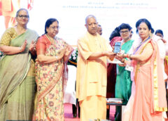 CM योगी की बड़ी घोषणा, आंगनवाड़ी कार्यकर्ताओं का मानदेय जल्द बढ़ेगा, आंगनबाड़ी केंद्र बनेंगे ‘स्मार्ट’