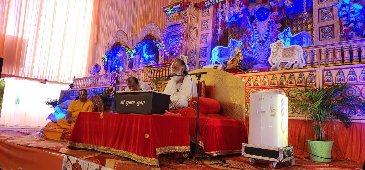 A three-day festival is currently underway at Shri Salasar Hanuman Dham, The mass marriage of 11 underprivileged girls will take place tomorrow.