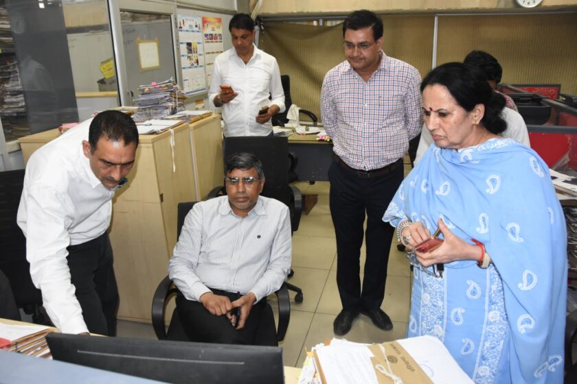 Education Minister Mahipal Dhanda in action mode, Conducted surprise inspection of the offices of Higher and Elementary Education Department