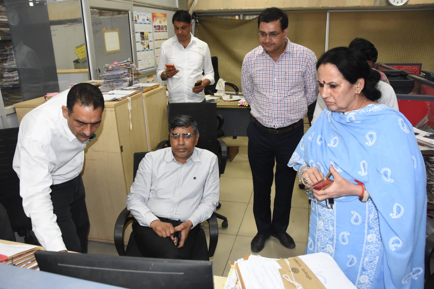 Education Minister Mahipal Dhanda in action mode, Conducted surprise inspection of the offices of Higher and Elementary Education Department