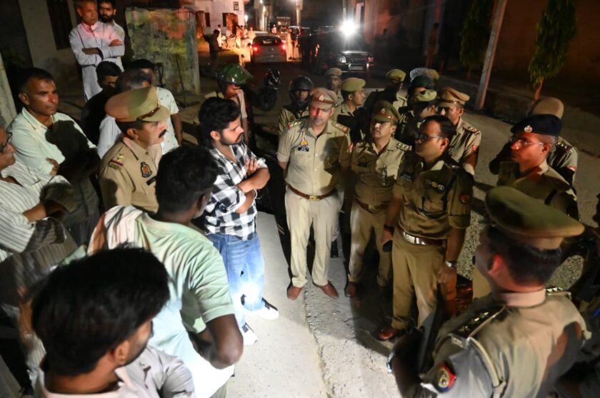वर्चस्व की लड़ाई में चली गोली से बुजुर्ग की मौत, जांच में जुटी पुलिस, गांव में तनाव का माहौल
