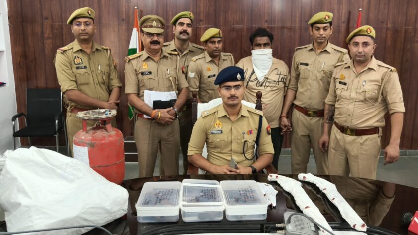 Illegal arms factory busted in Saharanpur, Police nabbed the vicious accused, Recovered a large quantity of weapons and equipment