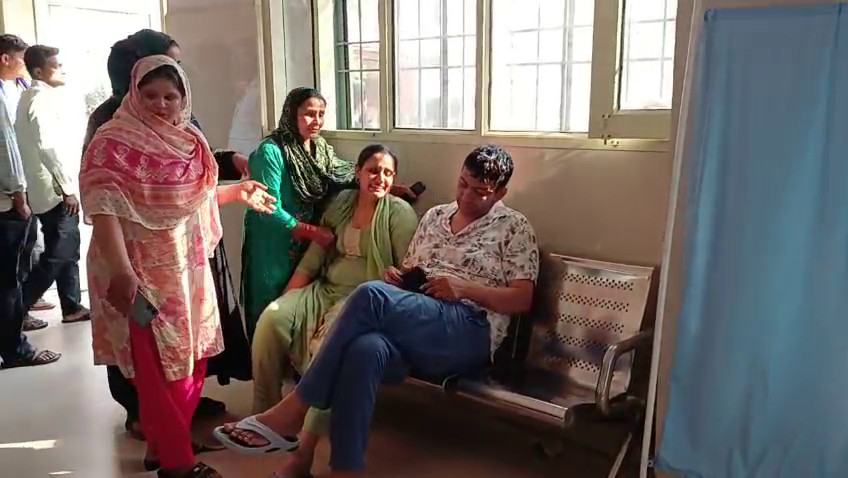 Haridwar's pilgrimage to faith turned into mourning, Four people including two women and an infant, Died in a tragic road accident in Saharanpur.