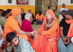 देवबंद में शिव मंदिर के दावे पर फिर गरमाई सियासत, हिंदू रक्षा दल ने प्रशासन को सौंपा ज्ञापन