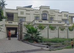 4 करोड़ के मकान पर 22 करोड़ का हाउस टैक्स! नोटिस देखकर सदमे में आया परिवार, बोले- ‘अब इंसाफ के लिए जाएंगे कोर्ट’