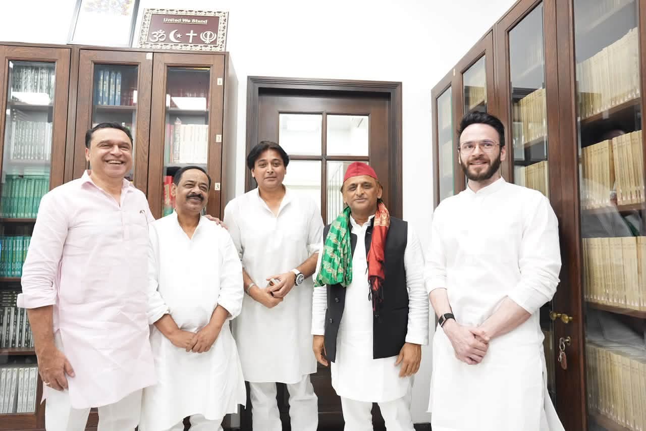 Shayan Masood joins Samajwadi Party