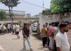 प्रेमी से मिलने गई दो नाबालिग छात्राओं ने फांसी लगाने का किया प्रयास, एक की मौत दूसरी की हालत गंभीर, जानिए क्यों उठाया खौफनाक कदम ?