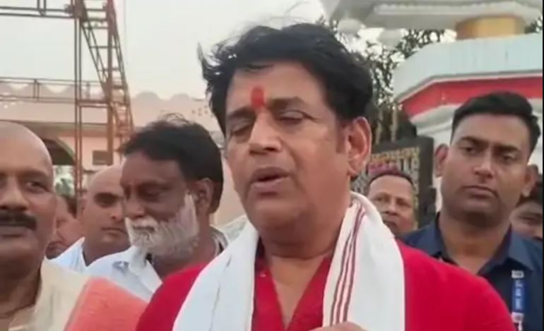 Akhilesh Yadav called him an 'electoral frog'